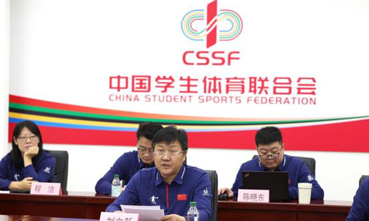 登设计了相