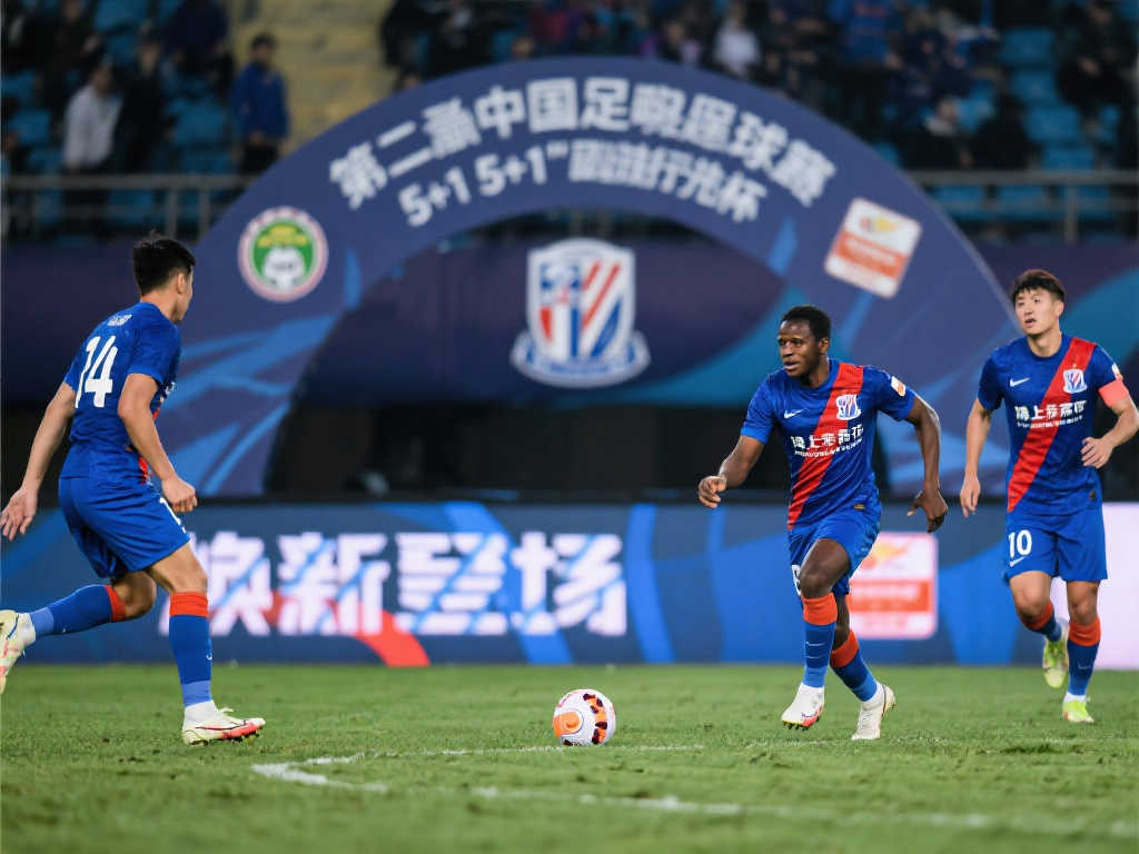 與廣東隊形 與廣東隊形